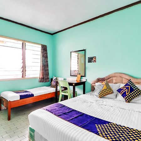 Spot On 90003 Villa Tawang Cianjur Dış mekan fotoğraf